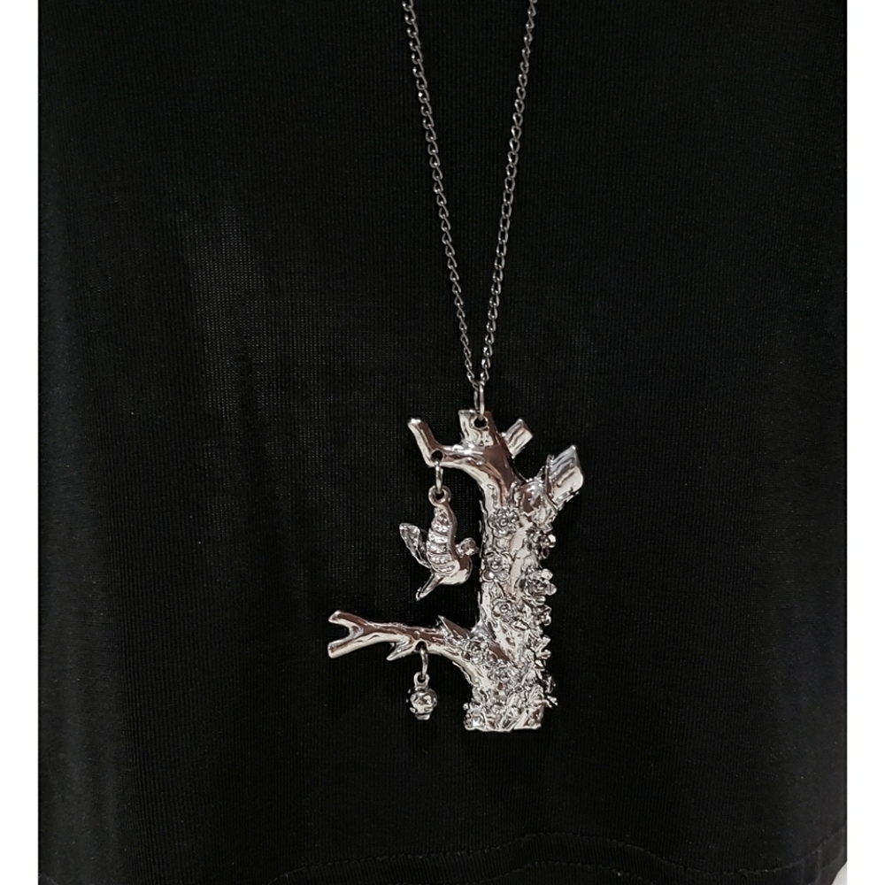 NEW Boho Gunmetal Tree and Bird Pendant Necklace